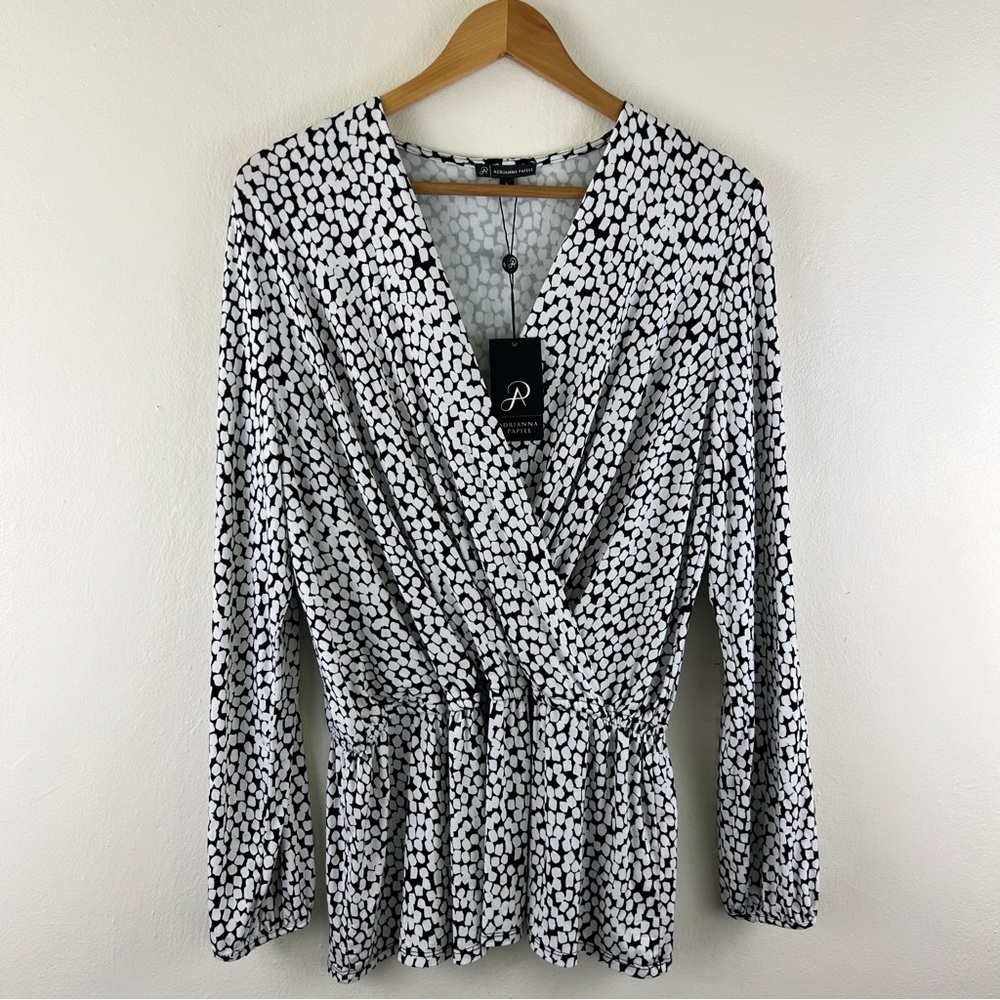 NWT Adrianna Papell Faux Wrap Casual Printed Soft And Stretchy Blouse